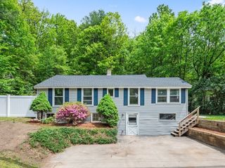 1202 Wachusett St, Holden, MA 01522
