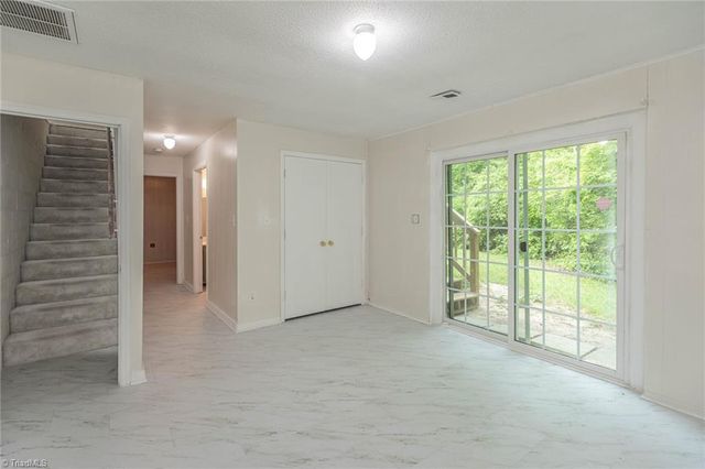 4122 Romaine Street, Greensboro, NC 27407