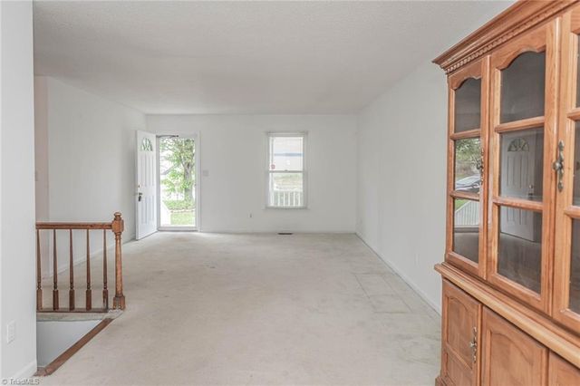 4122 Romaine Street, Greensboro, NC 27407