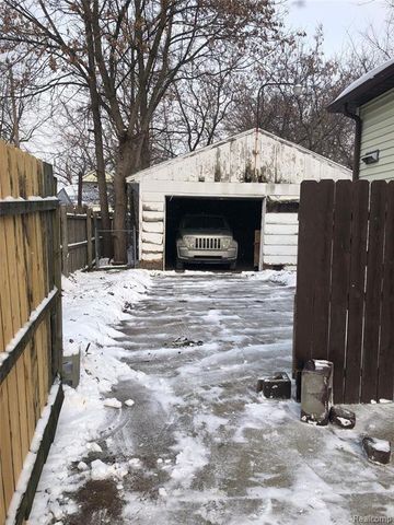 909 N Granger Street, Saginaw, MI 48602