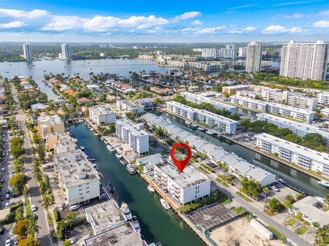 3716 NE 168th St 302, North Miami Beach, FL 33160