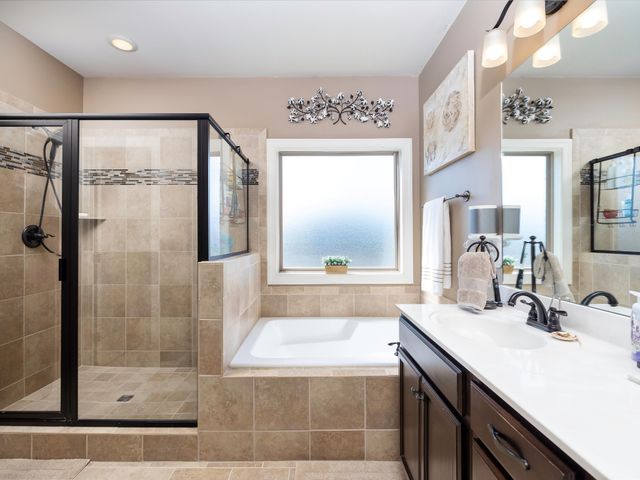 2731 Jasmine St, Lebanon, TN 37087