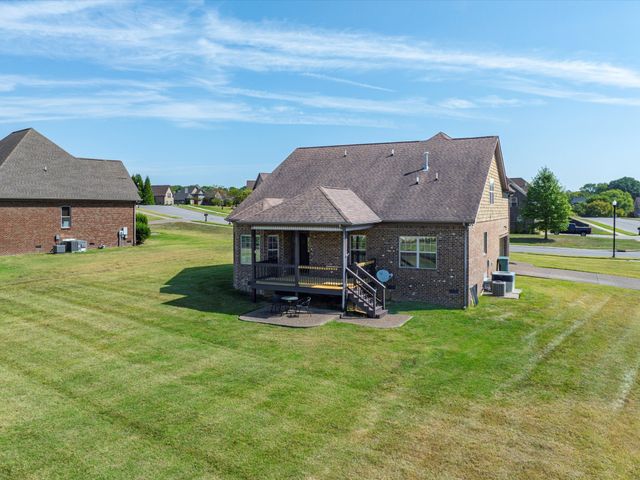 2731 Jasmine St, Lebanon, TN 37087