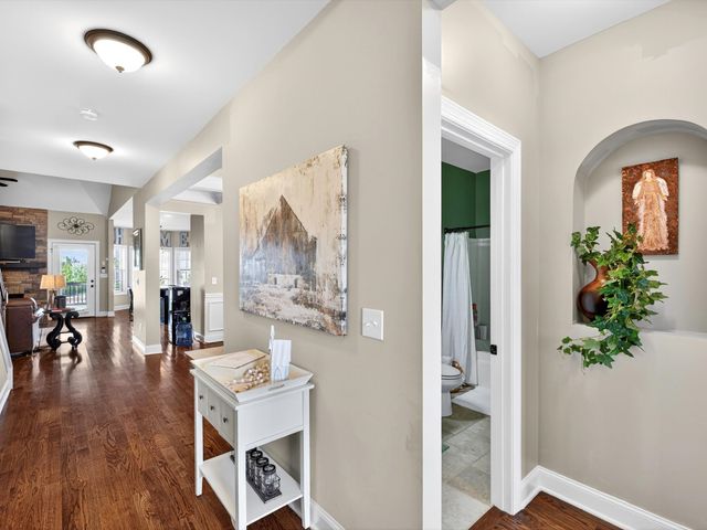 2731 Jasmine St, Lebanon, TN 37087