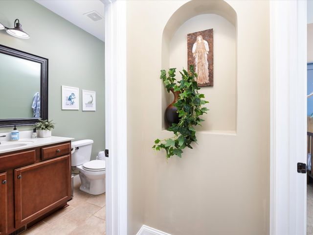 2731 Jasmine St, Lebanon, TN 37087