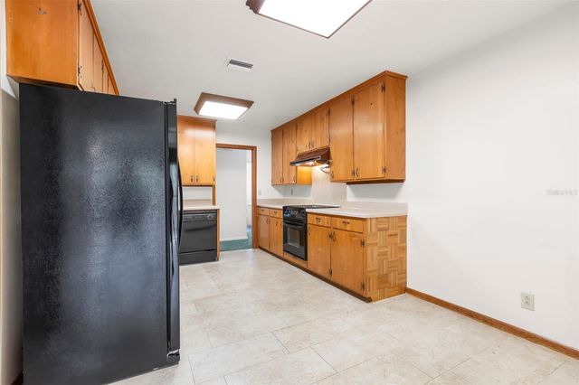 2616 TORONTO, Tampa, FL 33629