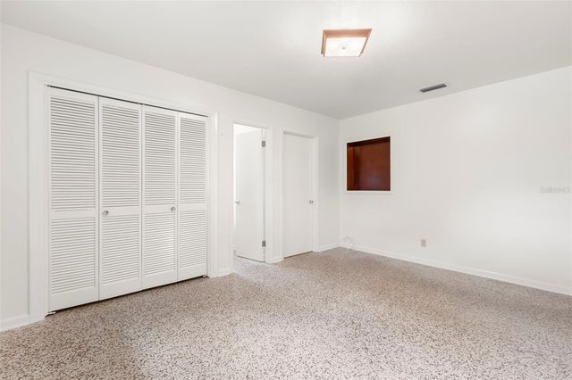 2616 TORONTO, Tampa, FL 33629