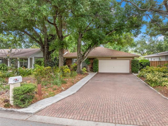 2616 TORONTO, Tampa, FL 33629