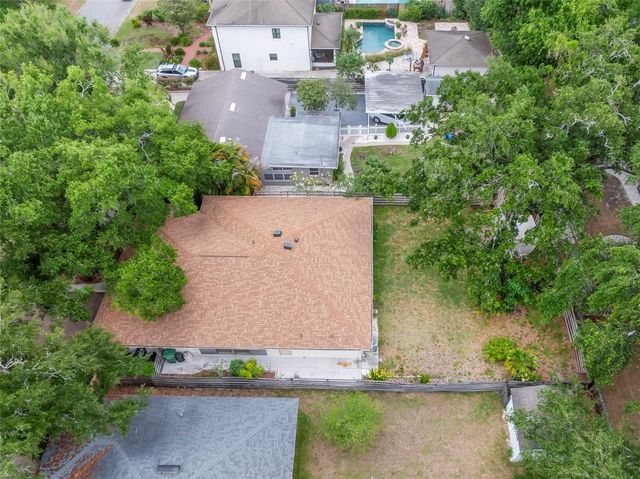 2616 TORONTO, Tampa, FL 33629