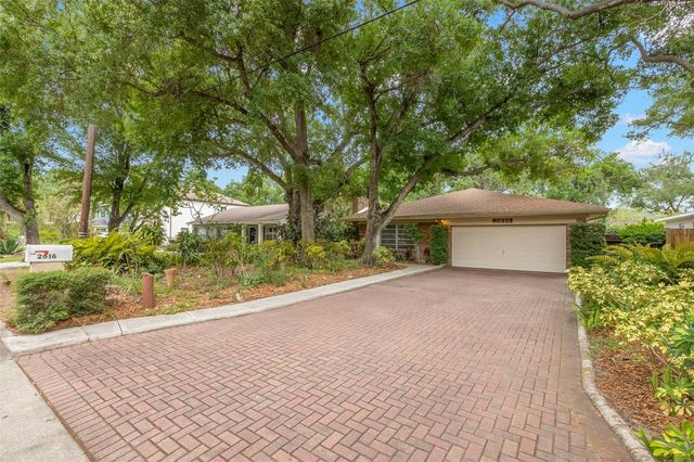 2616 TORONTO, Tampa, FL 33629