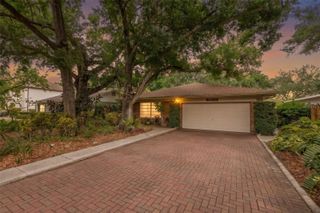 2616 TORONTO, Tampa, FL 33629