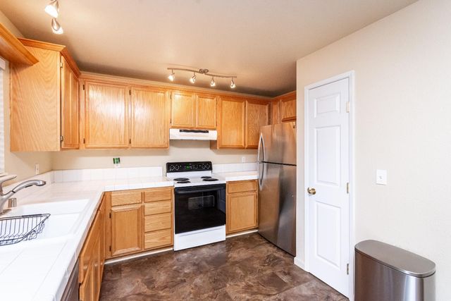 1384 Oak Ridge Dr, Colfax, CA 95713