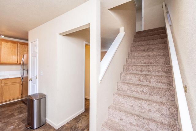 1384 Oak Ridge Dr, Colfax, CA 95713