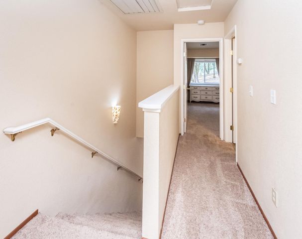 1384 Oak Ridge Dr, Colfax, CA 95713