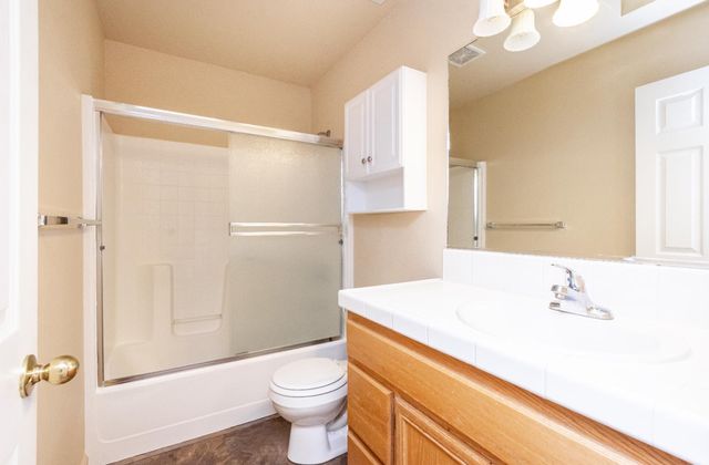 1384 Oak Ridge Dr, Colfax, CA 95713