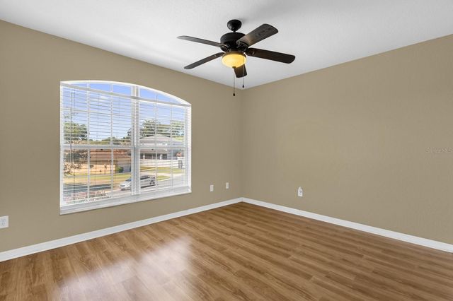 5090 NE 122ND BOULEVARD, Oxford, FL 34484