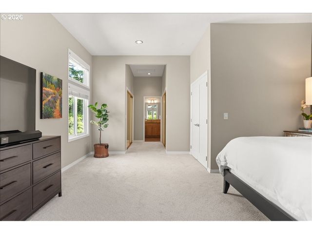 6791 Sw ASHDALE Dr, Portland, OR 97223
