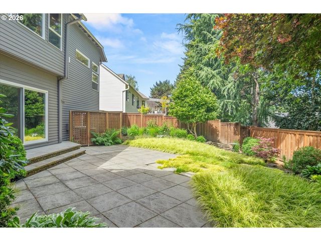 6791 Sw ASHDALE Dr, Portland, OR 97223