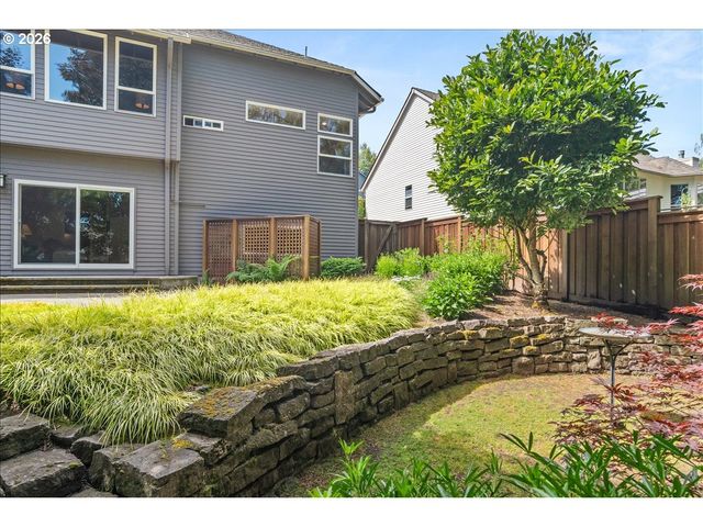 6791 Sw ASHDALE Dr, Portland, OR 97223