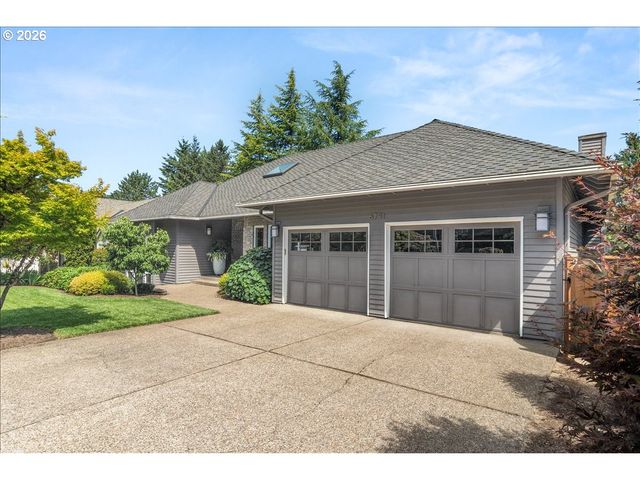 6791 Sw ASHDALE Dr, Portland, OR 97223