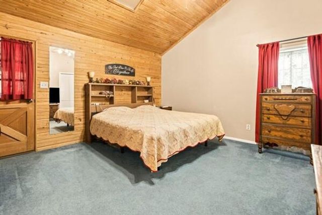 4902 Magnolia Lane, Old River-winfree, TX 77535