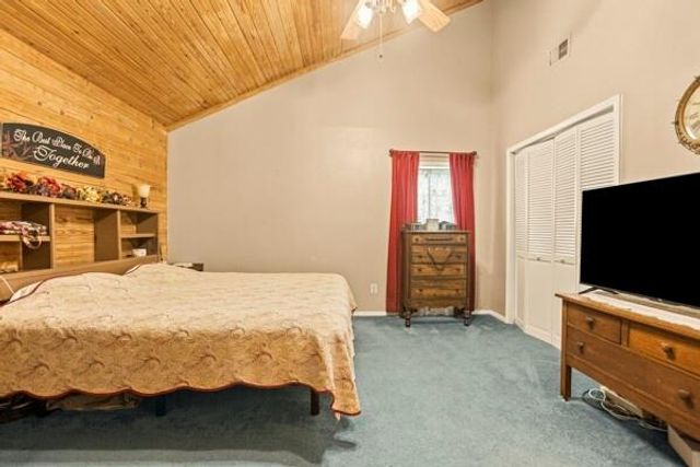 4902 Magnolia Lane, Old River-winfree, TX 77535