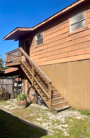 4902 Magnolia Lane, Old River-winfree, TX 77535