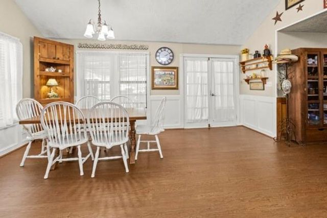 4902 Magnolia Lane, Old River-winfree, TX 77535