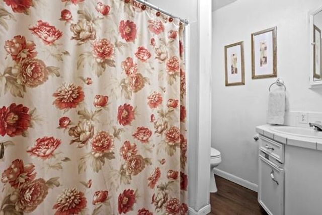 4902 Magnolia Lane, Old River-winfree, TX 77535