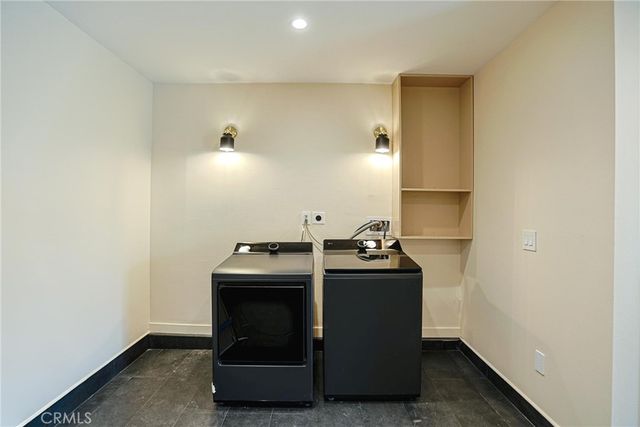 14922 Newland, Midway City, CA 92655