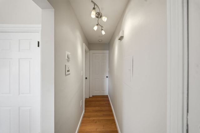 26 Lincoln St 6, Somerville, MA 02145