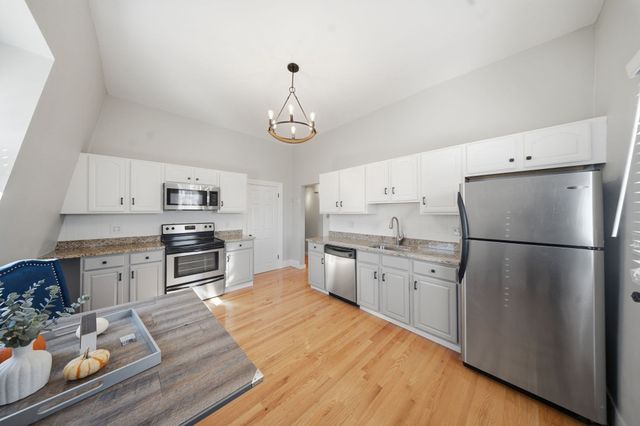 26 Lincoln St 6, Somerville, MA 02145