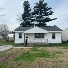 274 Victory Drive, East Alton, IL 62024