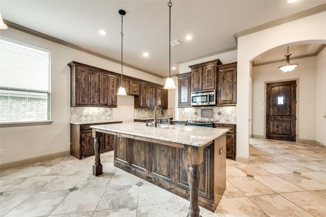 778 Ruffian Way, Fate, TX 75087