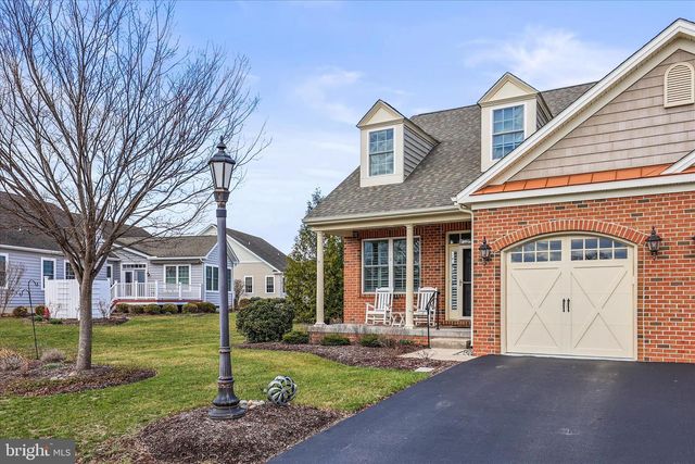 157 WOODHAVEN DR, Gettysburg, PA 17325