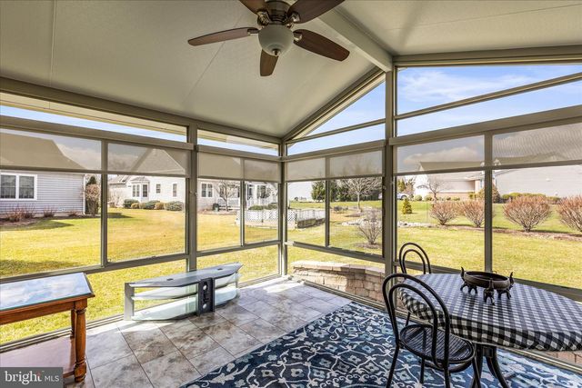 157 WOODHAVEN DR, Gettysburg, PA 17325