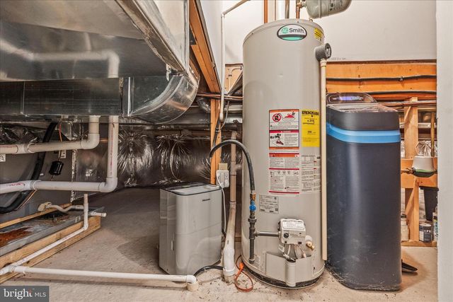 157 WOODHAVEN DR, Gettysburg, PA 17325