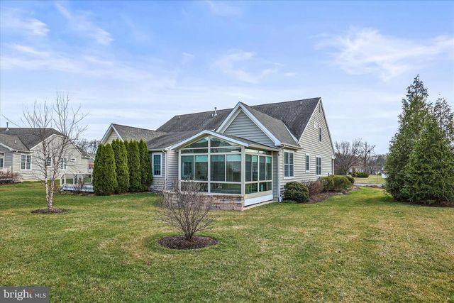 157 WOODHAVEN DR, Gettysburg, PA 17325