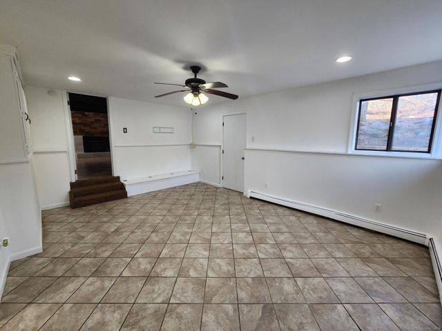 6 Dartmouth Drive, Shelton, CT 06484