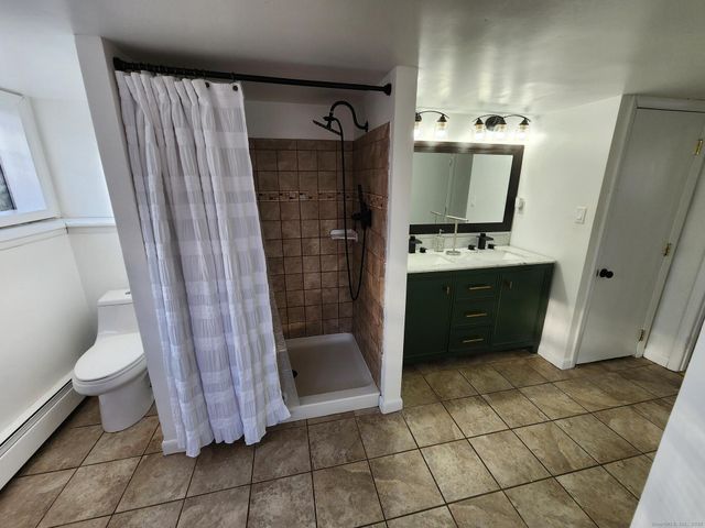 6 Dartmouth Drive, Shelton, CT 06484