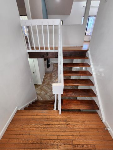 6 Dartmouth Drive, Shelton, CT 06484