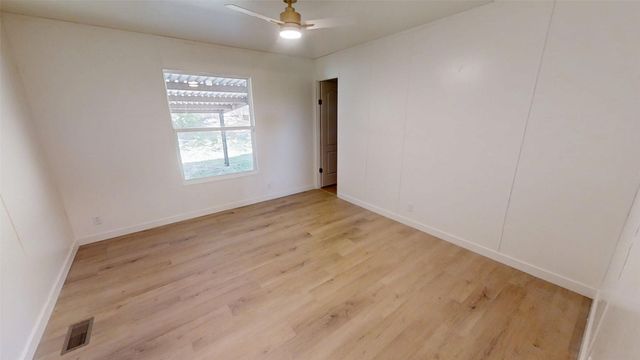 902 Pecos River Drive, Granbury, TX 76048