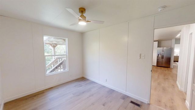 902 Pecos River Drive, Granbury, TX 76048