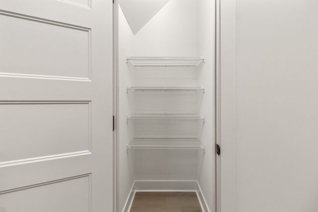 11 Dutch Drive, Clarksville, TN 37043