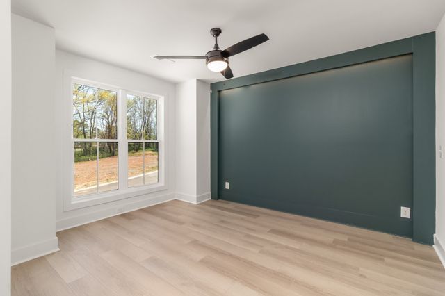 11 Dutch Drive, Clarksville, TN 37043