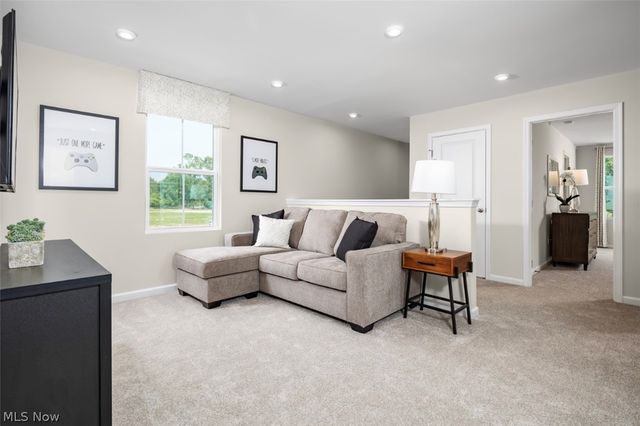 371 Lily Lane, Elyria, OH 44035