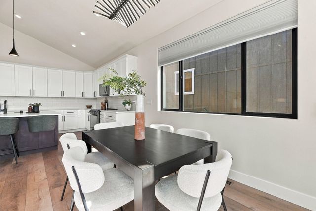 2107 E Turnberry Ln, Spokane, WA 99223