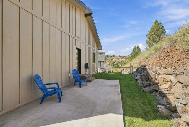 2107 E Turnberry Ln, Spokane, WA 99223