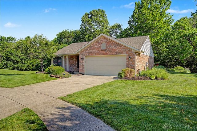 1131 Castleton Court, Miamisburg, OH 45342