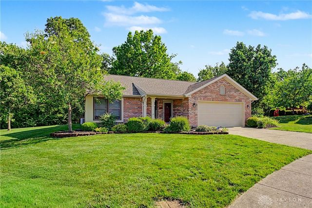 1131 Castleton Court, Miamisburg, OH 45342